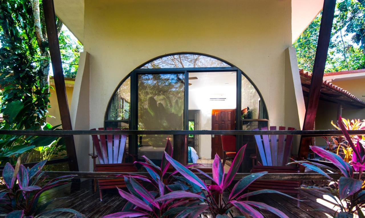 Hotel Punta Leona ฆาโก ภายนอก รูปภาพ